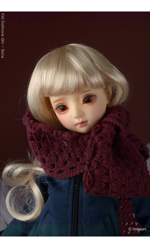 Model & MSD - Drizzly Knit Muffler (Russet)
