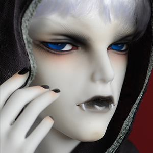 Dollpire - Ash Pathos : Victor Lou - LE 20