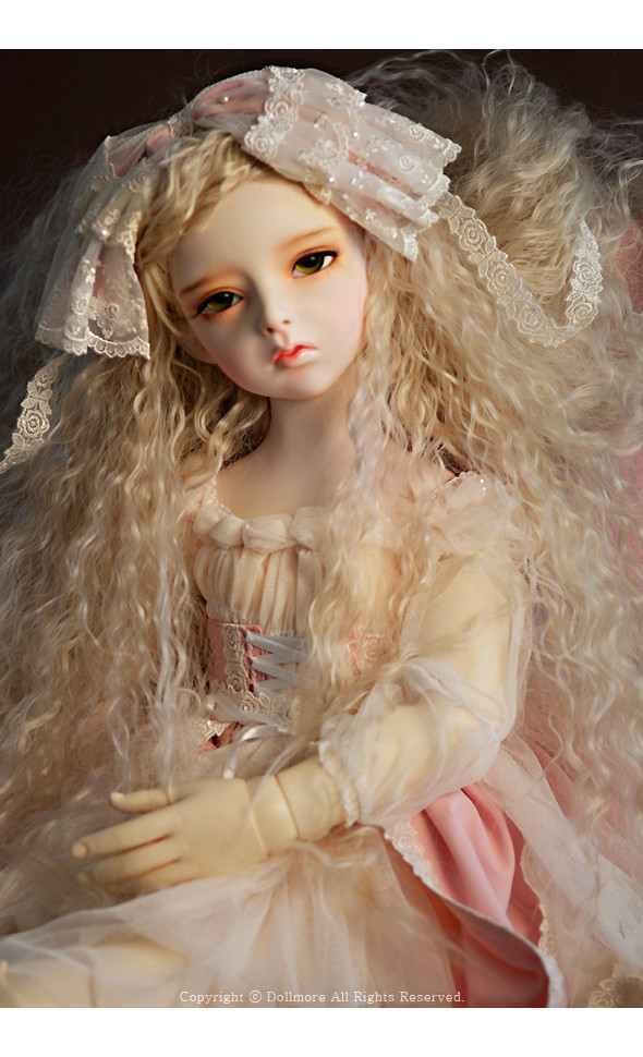 Lusion Girl - Hope with Feathers : Dahlia - LE10