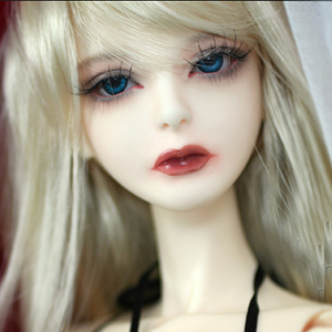 Model Doll F - Eva Louise