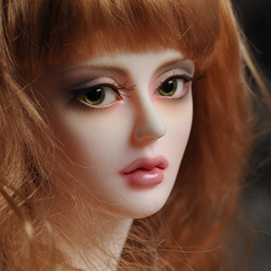 Fashion Doll - Rhodonite Sara - LE100