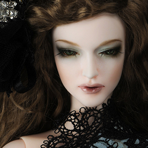 Fashion Doll - Gracia Glamor Eya - LE10