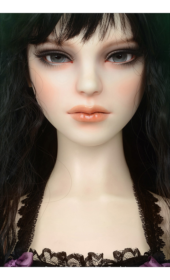 Trinity Doll - Dunkel Giselle Klaire - LE10 