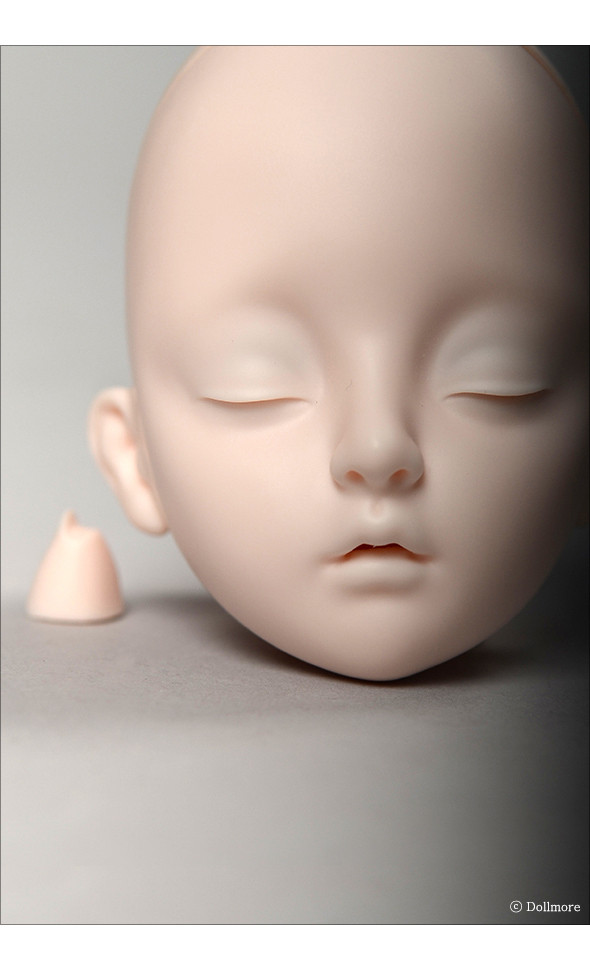 Dollmore Eve Doll Head - Closed Eyes Mio (Normal Skin)/compatible to some SD dolls