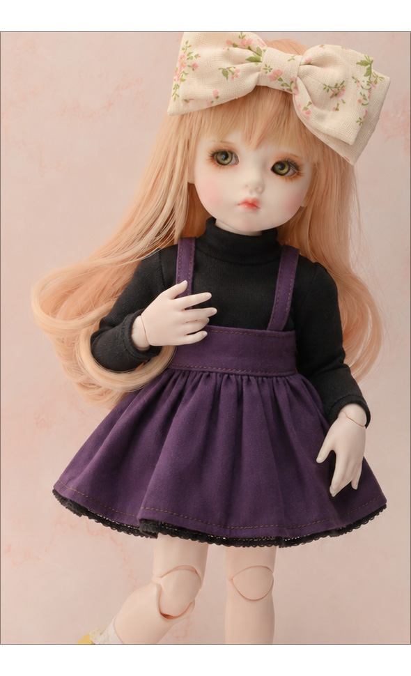 USD -25 Black Turtleneck and Pinafore Dress / 3rd Round / 01